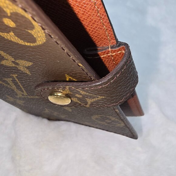 LOUIS VUITTON Monogram Agenda - Picture 8 of 11